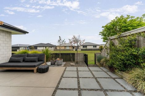Photo of property in 4 Navy Lane, Papamoa, 3118