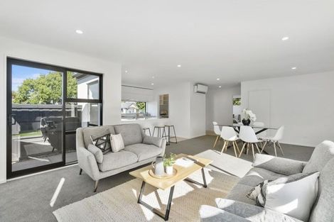 Photo of property in 26a Middlepark Road, Sockburn, Christchurch, 8042