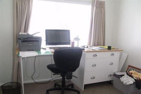 Photo of property in 2 Lovat Street, Havelock North, 4130