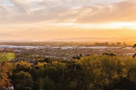 Photo of property in 41b Gracechurch Drive, Flat Bush, Auckland, 2016