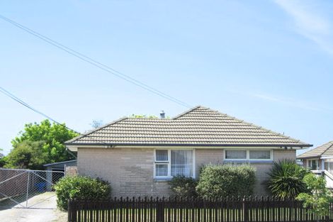 Photo of property in 16 Tomrich Street, Aranui, Christchurch, 8061