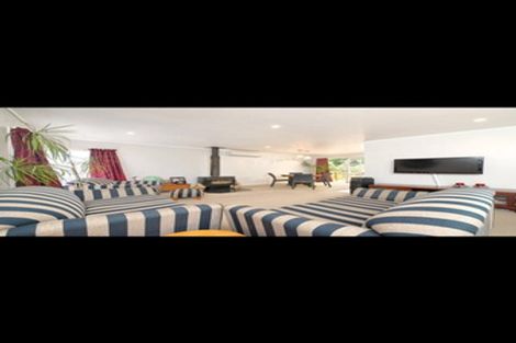 Photo of property in 21 Bellfield Road, Opaheke, Papakura, 2113