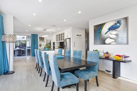 Photo of property in 112 Admirals Court Drive, Greenhithe, Auckland, 0632