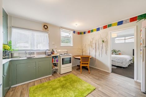 Photo of property in 68 Tawhai Street, Stokes Valley, Lower Hutt, 5019