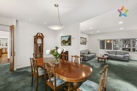 Photo of property in 437 Muritai Road, Eastbourne, Lower Hutt, 5013