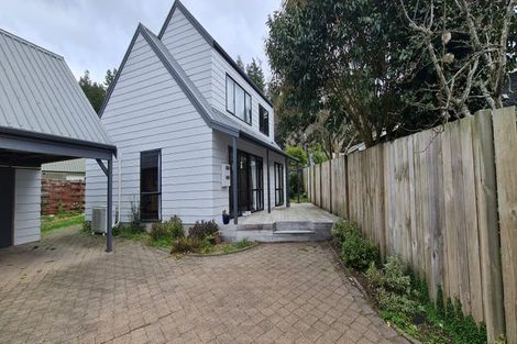 Photo of property in 5b Moana Terrace, Lynmore, Rotorua, 3010