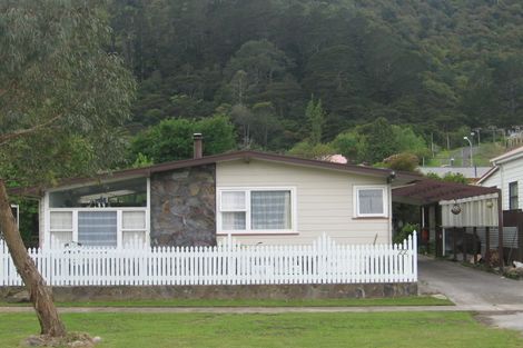 Photo of property in 22 Rewi Street, Te Aroha, 3320