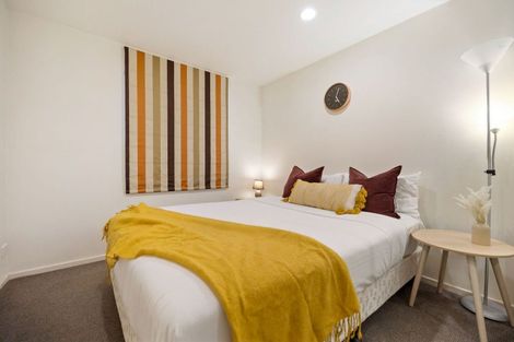 Photo of property in Arno Apartment, 9/8 Mckerrow Place, Sunshine Bay, Queenstown, 9300