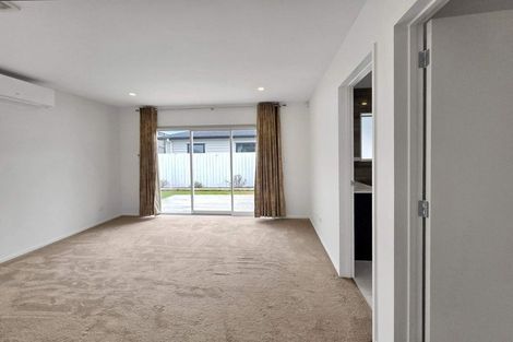 Photo of property in 40 Johns Creek Crescent, Silverdale, 0932