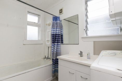 Photo of property in 16 Princess Street, Newtown, Wellington, 6021