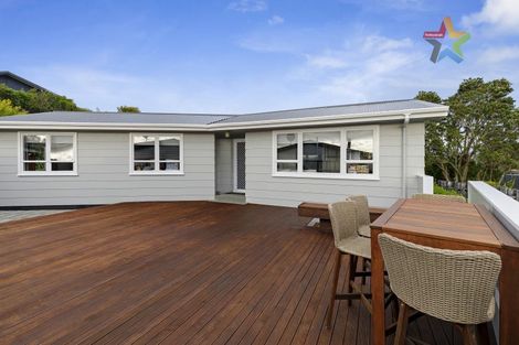 Photo of property in 27 Mossburn Grove, Kelson, Lower Hutt, 5010