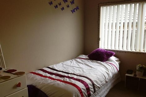 Photo of property in 4 Bonny Crescent, Massey, Auckland, 0614