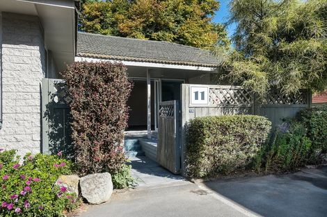 Photo of property in 53 Manor Place, Dunedin Central, Dunedin, 9016