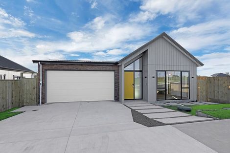 Photo of property in 8 Kobe Street, Karaka, 2580