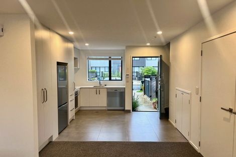 Photo of property in 40 Cessna Crescent, Mangere, Auckland, 2022