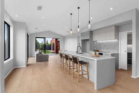 Photo of property in 52 Hugo Shaw Drive, Cambridge, 3434