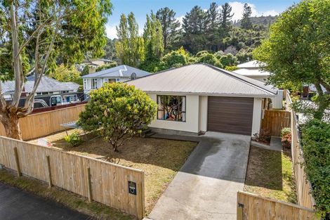Photo of property in 67c Horoeka Street, Stokes Valley, Lower Hutt, 5019
