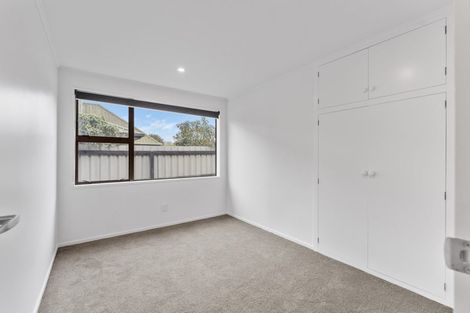 Photo of property in 20 Cherrywood Place, Redwood, Christchurch, 8051