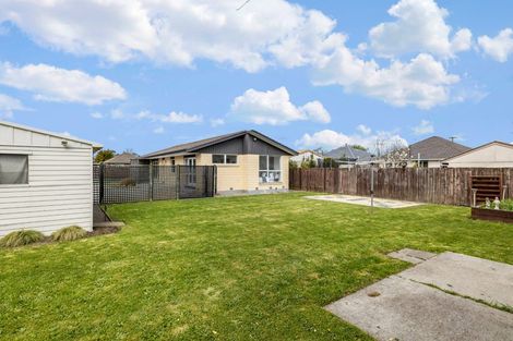 Photo of property in 3 Eglinton Street, Avondale, Christchurch, 8061