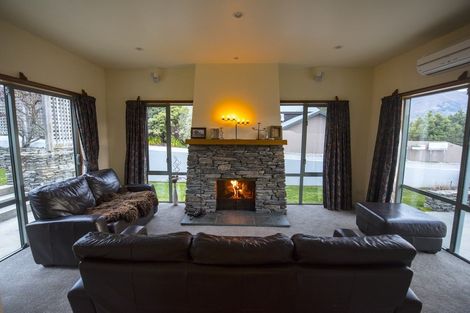 Photo of property in 22 Tenby Street, Wanaka, 9305