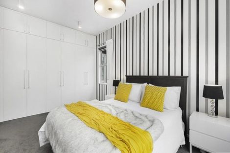 Photo of property in 37 Royal Park Drive, Parklands, Christchurch, 8083