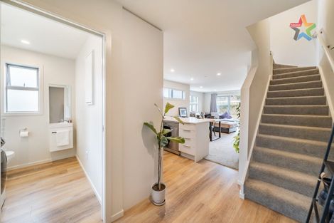 Photo of property in 9 Mcgrath Way, Taita, Lower Hutt, 5011