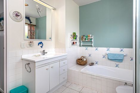 Photo of property in 9 Garden Grove, Tairua, 3508