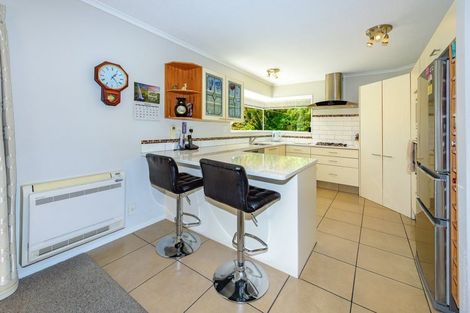 Photo of property in 5 Patricia Place, Harewood, Christchurch, 8051