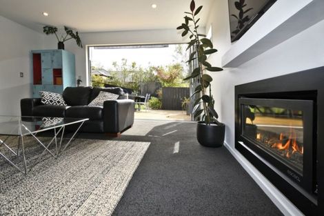 Photo of property in 3 Maurice Knowles Lane, Cashmere, Christchurch, 8022