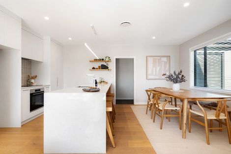 Photo of property in 7/102 Eriksen Road, Te Awa, Napier, 4110