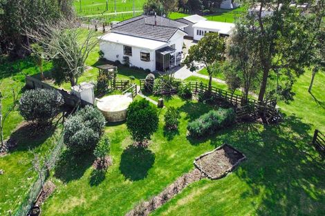 Photo of property in 100 Macgibbon Road, Waitahora, Dannevirke, 4971