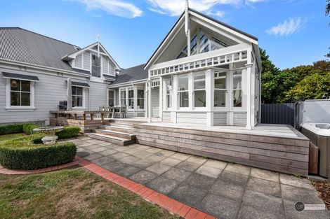 Photo of property in 176 Waterloo Road, Hutt Central, Lower Hutt, 5010