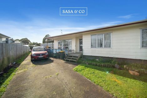 Photo of property in 4 Stoll Place, Clendon Park, Auckland, 2103