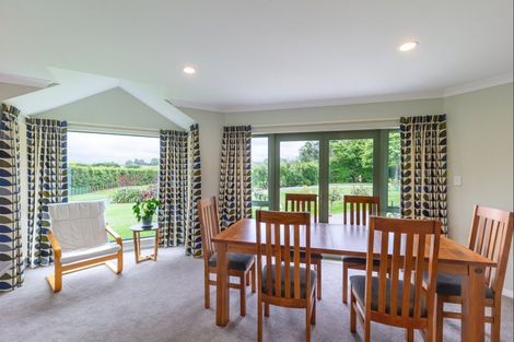 Photo of property in 28 Waipuna Grove, Levin, 5571