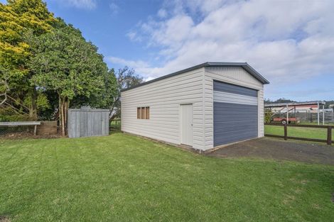 Photo of property in 108 Captain Cook Road, Cooks Beach, Whitianga, 3591