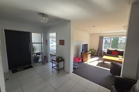 Photo of property in 2 Kipling Crescent, Owhata, Rotorua, 3010