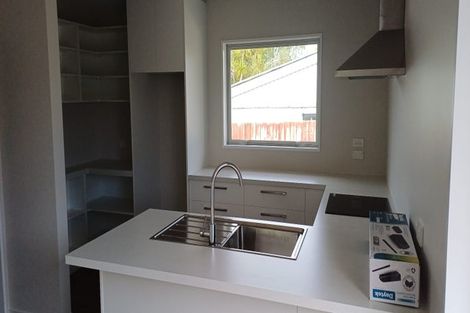 Photo of property in 5 Craig Place, Redwood, Christchurch, 8051