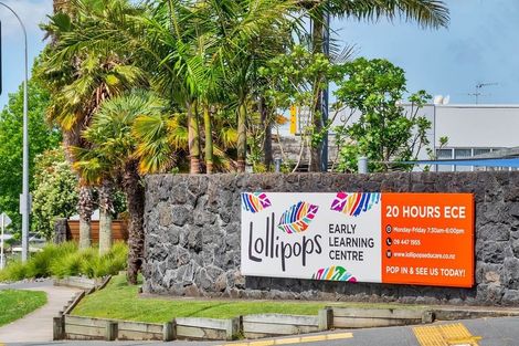 Photo of property in 5/372 Rosedale Road, Rosedale, Auckland, 0632