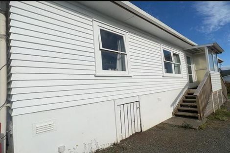 Photo of property in 1 Farmer Street, Te Kamo, Whangarei, 0112