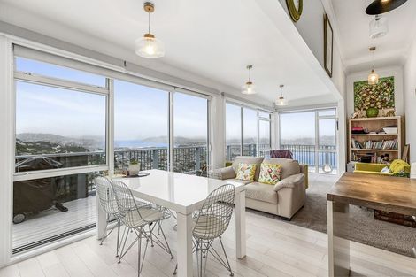 Photo of property in 8 Pari Tai Way, Houghton Bay, Wellington, 6023