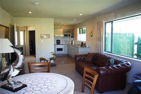 Photo of property in 12/295 Pages Road, Wainoni, Christchurch, 8061