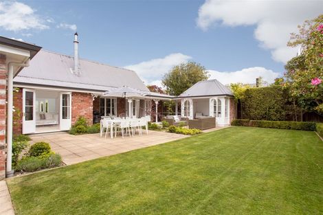 Photo of property in 40 Weka Street, Fendalton, Christchurch, 8041