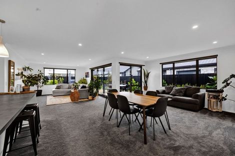 Photo of property in 69 Wilson Street, Hawera, 4610