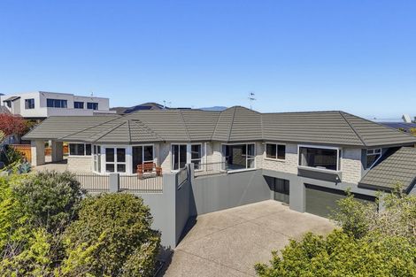 Photo of property in 111 Milne Drive, Paraparaumu, 5032