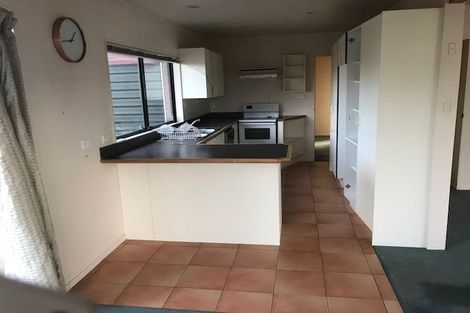 Photo of property in 1/81 Carlisle Road, Torbay, Auckland, 0632