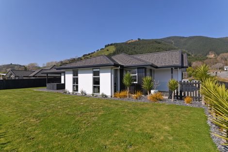 Photo of property in 27 Sanctuary Drive, Stoke, Nelson, 7011