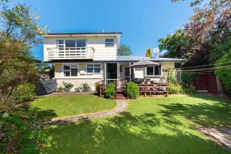 Photo of property in 11 Carl Avenue, Havelock North, 4130