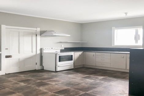 Photo of property in 2 Willis Street, Marton, 4710