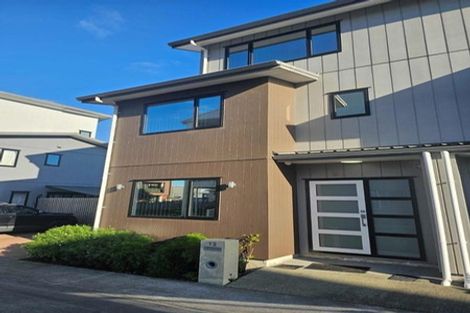 Photo of property in 12 Eileen Newey Place, Henderson, Auckland, 0612