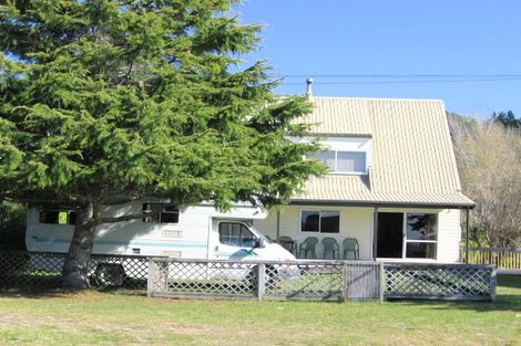 Photo of property in 64 Riverview Road, Cooks Beach, Whitianga, 3591